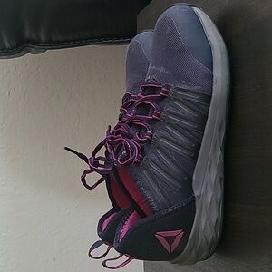 Reebok astroride alloy toe work shoes